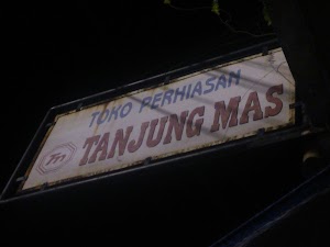Toko Perhiasan Tanjung Mas